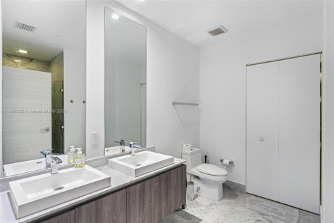 Condominio en venta en Miami, Florida, 1 dormitorio № 1428442 - foto 11