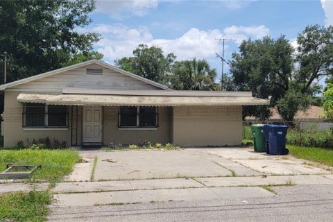 Villa ou maison à vendre à Tampa, Floride: 4 chambres, 171.03 m2 № 1268258 - photo 1