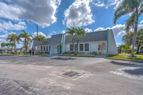 Villa ou maison à vendre à West Palm Beach, Floride: 2 chambres, 161.65 m2 № 1172259 - photo 7