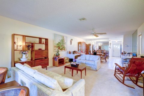 Villa ou maison à vendre à West Palm Beach, Floride: 2 chambres, 161.65 m2 № 1172259 - photo 17