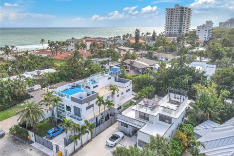 Villa ou maison à vendre à Fort Lauderdale, Floride: 3 chambres, 181.53 m2 № 1282490 - photo 2