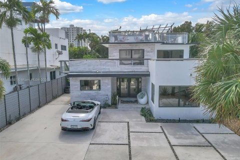 Villa ou maison à vendre à Fort Lauderdale, Floride: 3 chambres, 181.53 m2 № 1282490 - photo 28