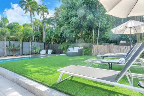 Casa en venta en Fort Lauderdale, Florida, 3 dormitorios, 181.53 m2 № 1282490 - foto 26