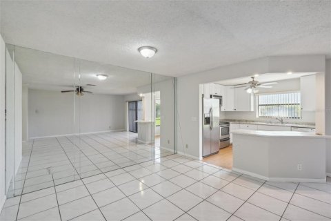 Townhouse in Boynton Beach, Florida 3 bedrooms, 131.27 sq.m. № 1387679 - photo 12