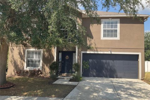 House in Land O' Lakes, Florida 4 bedrooms, 278.89 sq.m. № 1387680 - photo 3