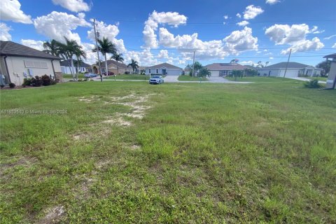 Terrain à vendre à Cape Coral, Floride № 1378674 - photo 1