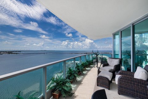 Condo in Miami, Florida, 2 bedrooms  № 1378631 - photo 28