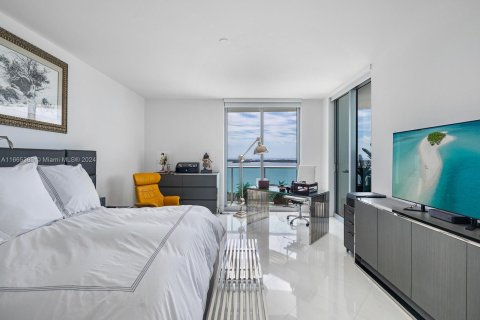 Condo in Miami, Florida, 2 bedrooms  № 1378631 - photo 21