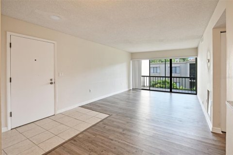 Copropriété à vendre à Orlando, Floride: 2 chambres, 76.92 m2 № 1355710 - photo 17