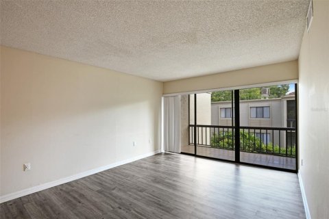 Condominio en venta en Orlando, Florida, 2 dormitorios, 76.92 m2 № 1355710 - foto 4