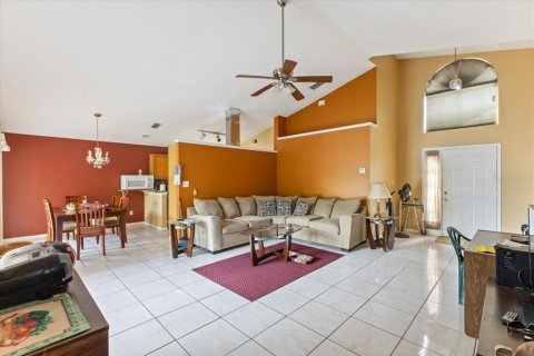 Casa en venta en Orlando, Florida, 3 dormitorios, 124.86 m2 № 1355687 - foto 5