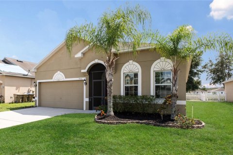 House in Kissimmee, Florida 3 bedrooms, 145.3 sq.m. № 1371980 - photo 2