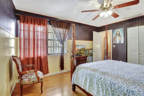 Adosado en venta en Hialeah Gardens, Florida, 3 dormitorios, 122.45 m2 № 1119373 - foto 30