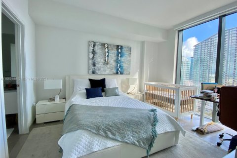 Condo in Miami, Florida, 2 bedrooms  № 1180713 - photo 8