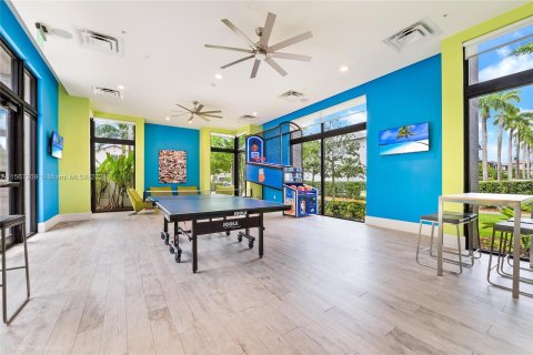 Casa en venta en Doral, Florida, 4 dormitorios, 209.4 m2 № 1104254 - foto 29