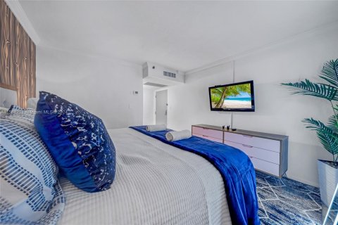 Copropriété à vendre à Sunny Isles Beach, Floride: 1 chambre, 63.17 m2 № 1104255 - photo 18