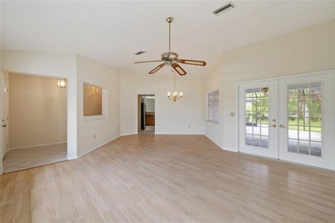 Villa ou maison à vendre à Punta Gorda, Floride: 3 chambres, 200.11 m2 № 1256880 - photo 3