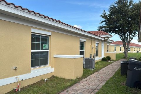 Casa en venta en Kissimmee, Florida, 2 dormitorios, 98.01 m2 № 1388720 - foto 9