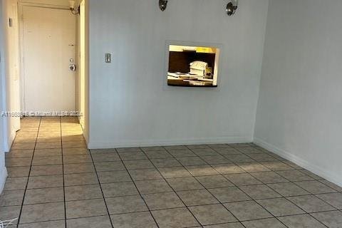 Condo in Miami, Florida, 1 bedroom  № 1385926 - photo 6