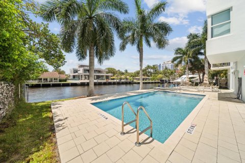 Condo in Fort Lauderdale, Florida, 2 bedrooms  № 1160362 - photo 10