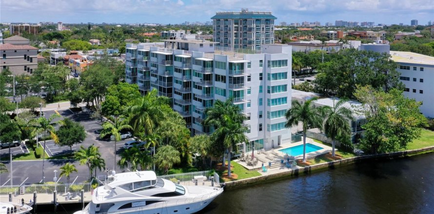 Condominio en Fort Lauderdale, Florida, 2 dormitorios  № 1160362