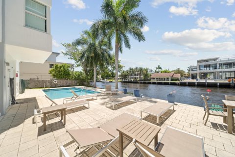 Condo in Fort Lauderdale, Florida, 2 bedrooms  № 1160362 - photo 8