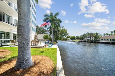 Condo in Fort Lauderdale, Florida, 2 bedrooms  № 1160362 - photo 7