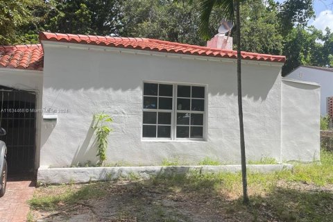 Casa en venta en Miami, Florida, 3 dormitorios, 105.63 m2 № 1295080 - foto 2