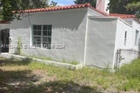 House in Miami, Florida 3 bedrooms, 105.63 sq.m. № 1295080 - photo 4