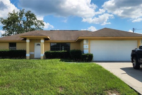 Villa ou maison à louer à Ocala, Floride: 3 chambres, 155.7 m2 № 1351300 - photo 1