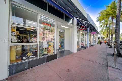 Propiedad comercial en venta en Miami Beach, Florida № 617040 - foto 2