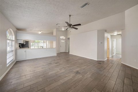 Villa ou maison à vendre à New Port Richey, Floride: 3 chambres, 127.46 m2 № 1380666 - photo 8