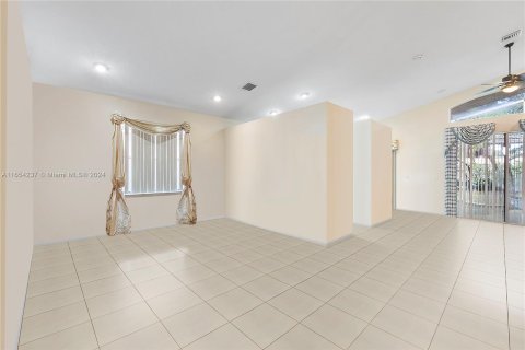 Casa en venta en Boynton Beach, Florida, 3 dormitorios, 182.27 m2 № 1355467 - foto 13