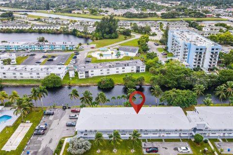 Condominio en venta en Miami Gardens, Florida, 1 dormitorio, 53.51 m2 № 1355382 - foto 12