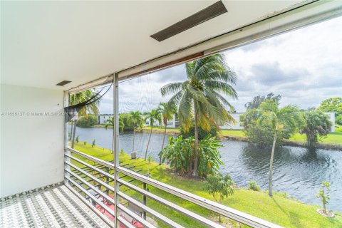 Condominio en venta en Miami Gardens, Florida, 1 dormitorio, 53.51 m2 № 1355382 - foto 9