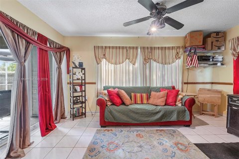 Casa en venta en Sunrise, Florida, 3 dormitorios, 133.04 m2 № 1355466 - foto 16