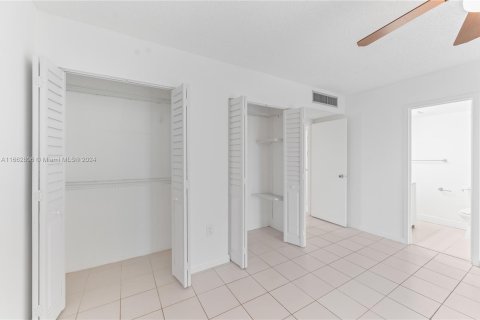 Copropriété à vendre à Aventura, Floride: 3 chambres, 128.21 m2 № 1377108 - photo 14