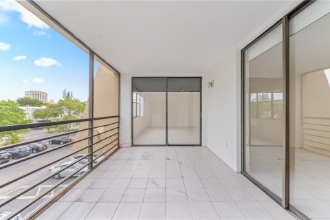 Copropriété à vendre à Aventura, Floride: 3 chambres, 128.21 m2 № 1377108 - photo 21