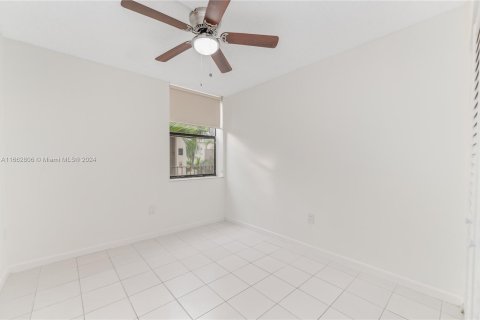 Copropriété à vendre à Aventura, Floride: 3 chambres, 128.21 m2 № 1377108 - photo 23