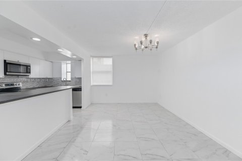 Condo in Aventura, Florida, 3 bedrooms  № 1377108 - photo 1