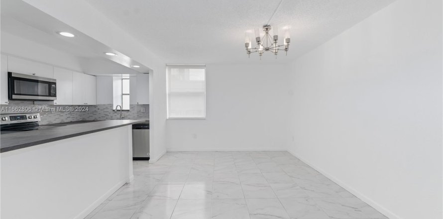 Condo in Aventura, Florida, 3 bedrooms  № 1377108