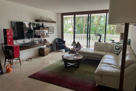 Copropriété à vendre à Aventura, Floride: 2 chambres, 162.58 m2 № 1271848 - photo 11