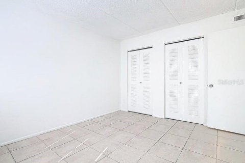 Copropriété à louer à Saint Cloud, Floride: 2 chambres, 72.84 m2 № 1287616 - photo 11