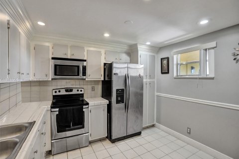 Copropriété à vendre à Tamarac, Floride: 2 chambres, 121.33 m2 № 1171564 - photo 12