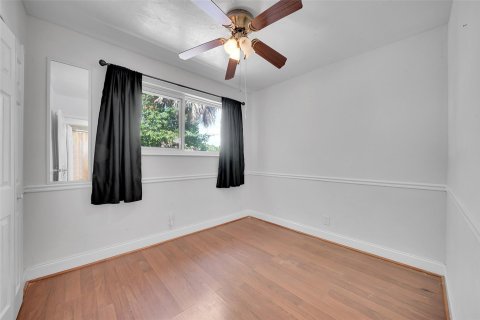 House in Fort Lauderdale, Florida 2 bedrooms, 88.72 sq.m. № 1221365 - photo 21