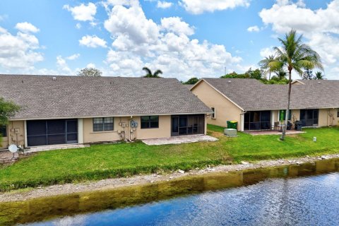 Villa ou maison à vendre à Tamarac, Floride: 2 chambres, 111.67 m2 № 1221406 - photo 4