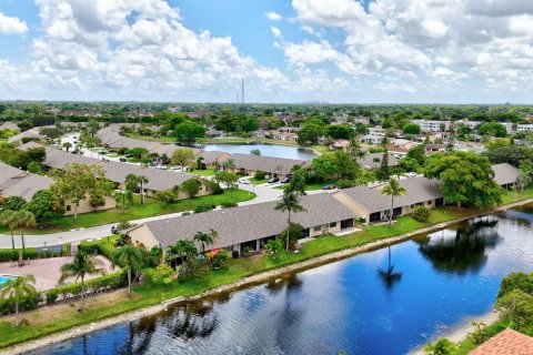 Villa ou maison à vendre à Tamarac, Floride: 2 chambres, 111.67 m2 № 1221406 - photo 9