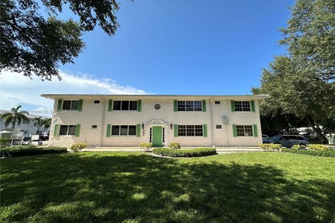 Condo in Fort Lauderdale, Florida, 1 bedroom  № 1370414 - photo 2