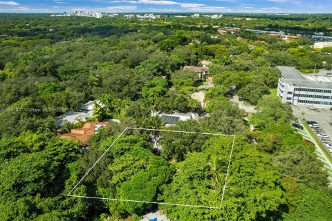 Terreno en venta en Miami, Florida № 1370377 - foto 4