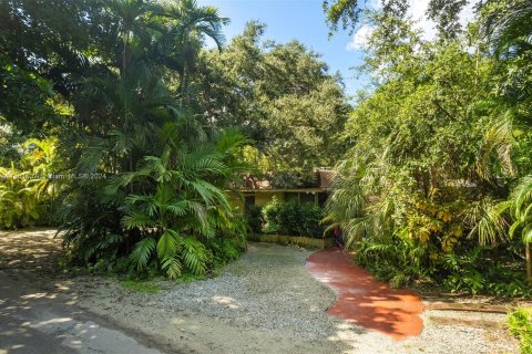 Terreno en venta en Miami, Florida № 1370377 - foto 6